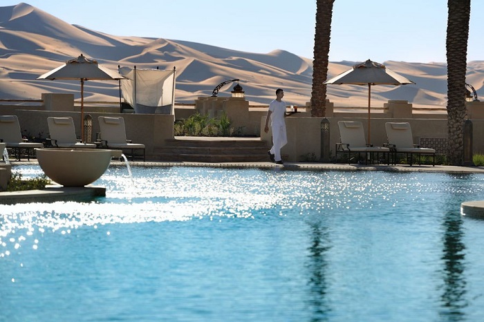 Top 10 of the most beautiful hotel pools - Qasr Al Sarab Resort - Top 10 of the most incredible hotel pools around the world