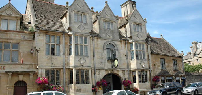 "The 10 most haunted hotels in UK - Talbot Hotel"