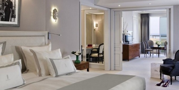 Top 5 Fashion Designers- Luxury hotel interior design projects 6