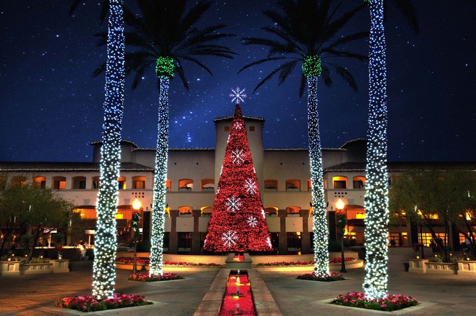 Top 5 luxury hotels in America for Christmas
