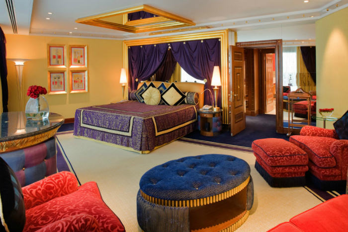 Hotel-Interior-Designs-Exotic-luxury-of-Meydan-Hotel-One-Bedroom