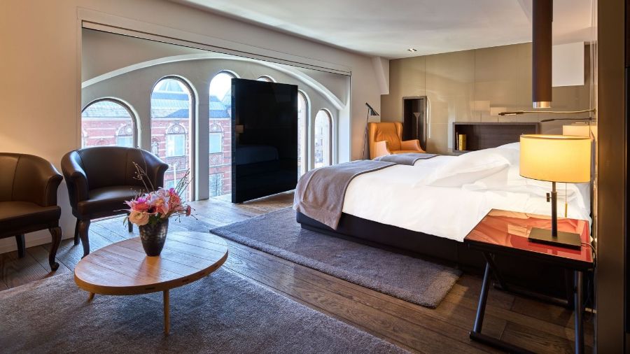Conservatorium Hotel - Striking and Extravagant Design from Amsterdam