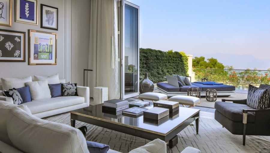 Modern and Luxurious Interior Design by Pierre-Yves Rochon