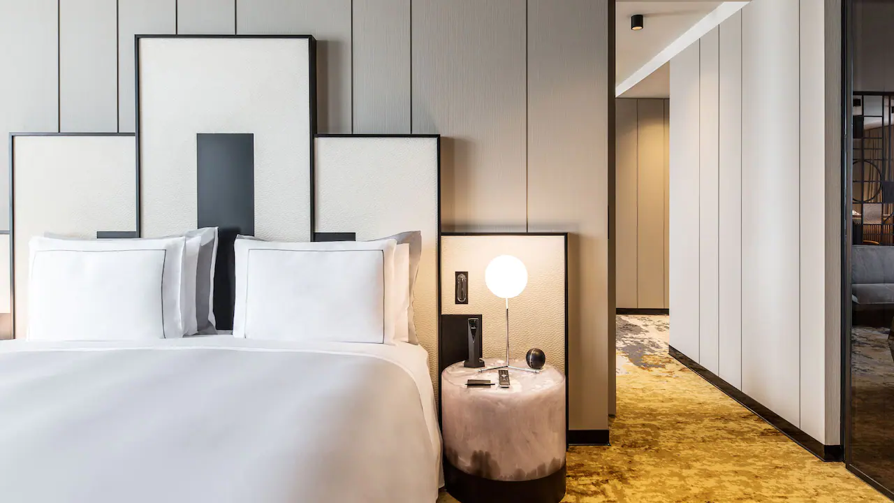 Luxe Escapes: Unveiling Barcelona's Top 20 Luxury Hotels!